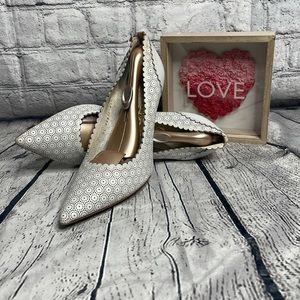 Salvatore Ferragamo, size 8